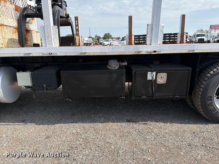 image for item FB4984 2014 Freightliner 114SD crane truck