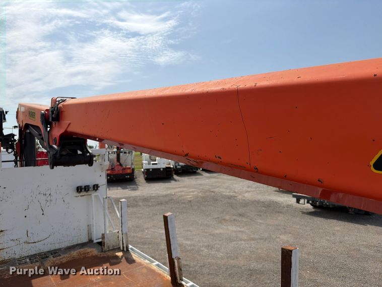 image for item FB4984 2014 Freightliner 114SD crane truck