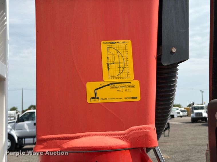 image for item FB4984 2014 Freightliner 114SD crane truck
