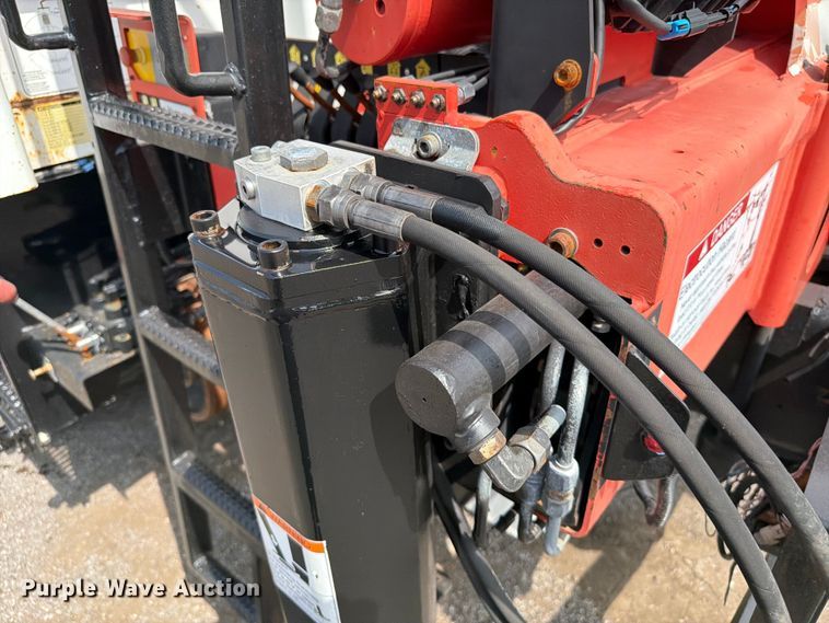image for item FB4984 2014 Freightliner 114SD crane truck