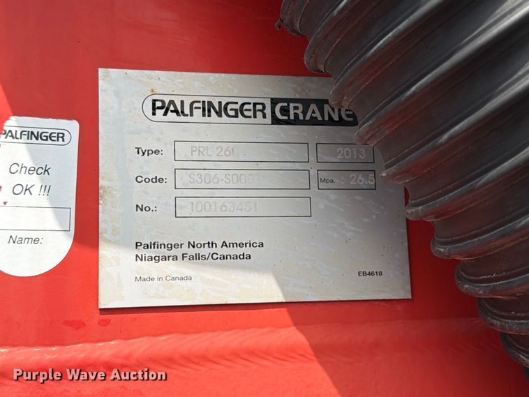 image for item FB4984 2014 Freightliner 114SD crane truck
