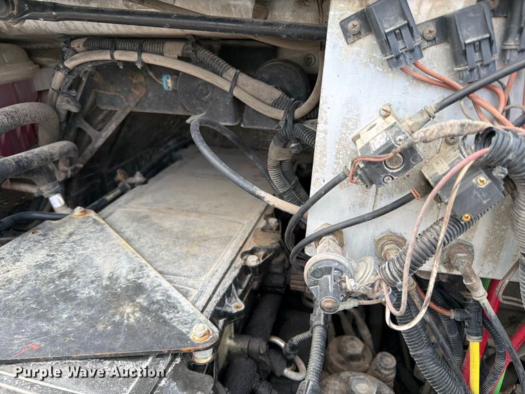 image for item FB4984 2014 Freightliner 114SD crane truck