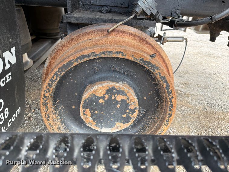 image for item FB4984 2014 Freightliner 114SD crane truck