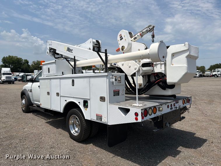 image for item FB4987 2013 RAM 5500 bucket truck