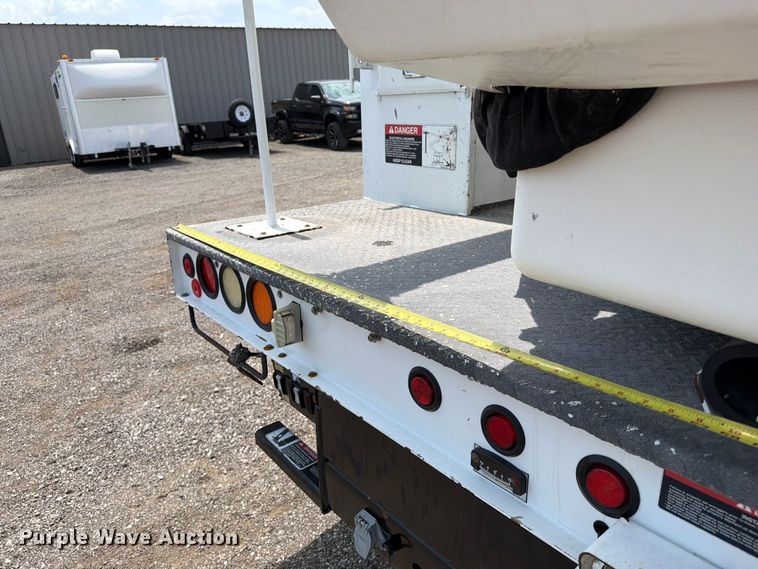 image for item FB4987 2013 RAM 5500 bucket truck