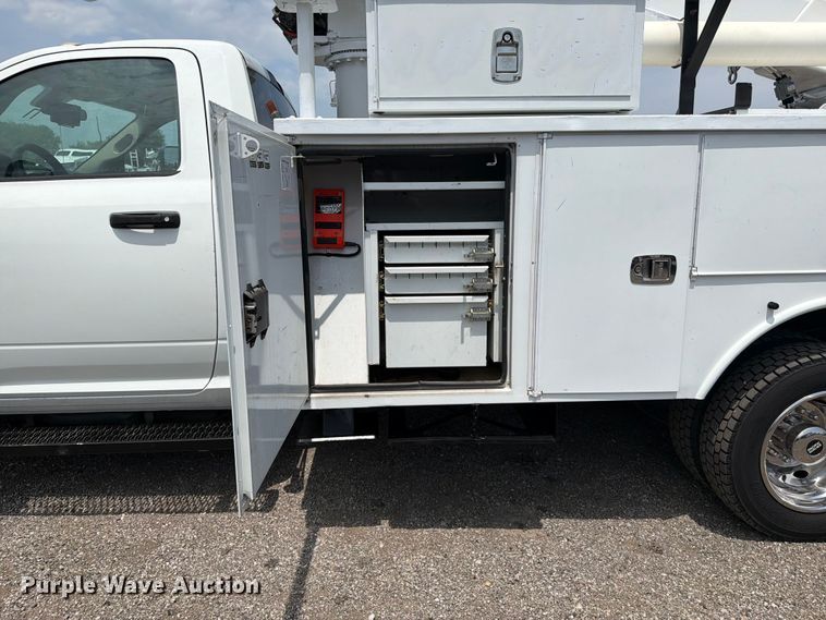 image for item FB4987 2013 RAM 5500 bucket truck