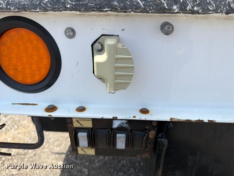 image for item FB4987 2013 RAM 5500 bucket truck