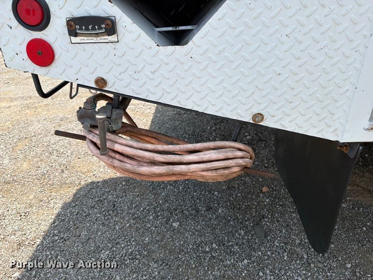 image for item FB4987 2013 RAM 5500 bucket truck