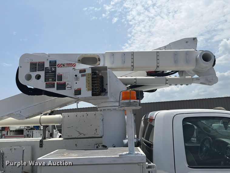 image for item FB4987 2013 RAM 5500 bucket truck