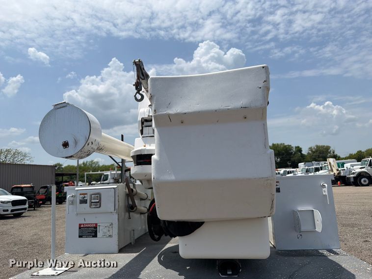 image for item FB4987 2013 RAM 5500 bucket truck