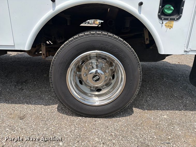 image for item FB4987 2013 RAM 5500 bucket truck