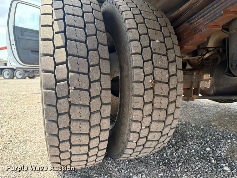 image for item FB4987 2013 RAM 5500 bucket truck