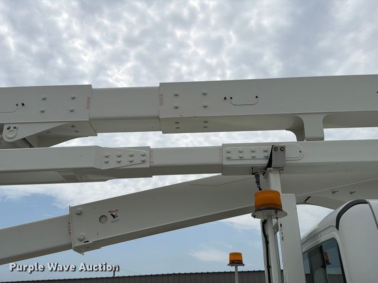 image for item FB4991 2011 Freightliner Business Class M2 bucket truck