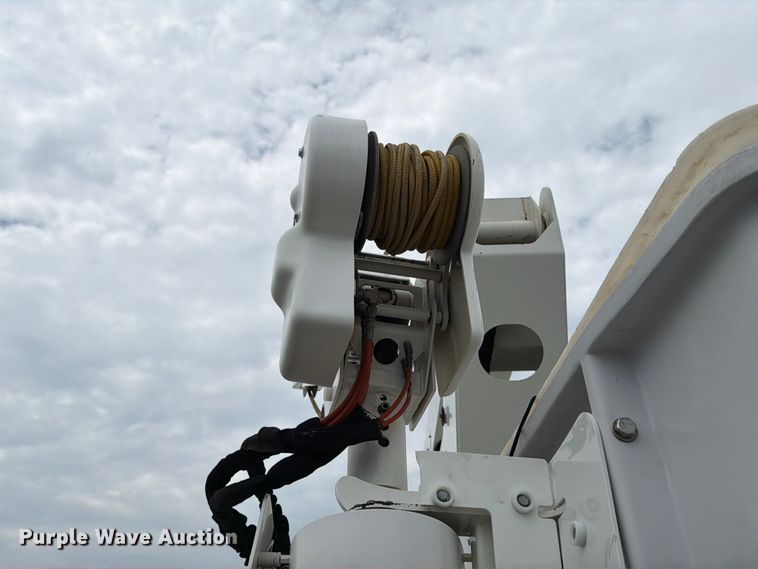 image for item FB4991 2011 Freightliner Business Class M2 bucket truck
