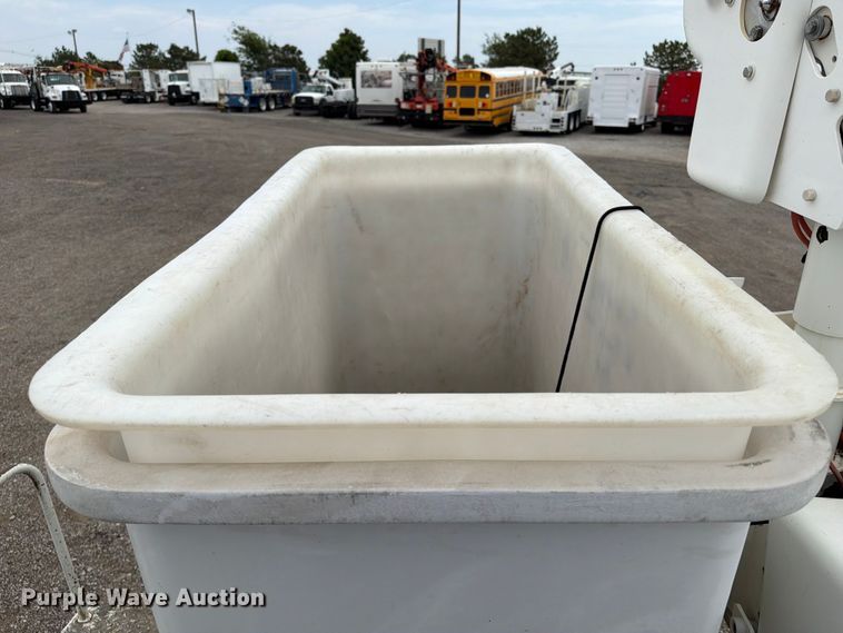 image for item FB4991 2011 Freightliner Business Class M2 bucket truck