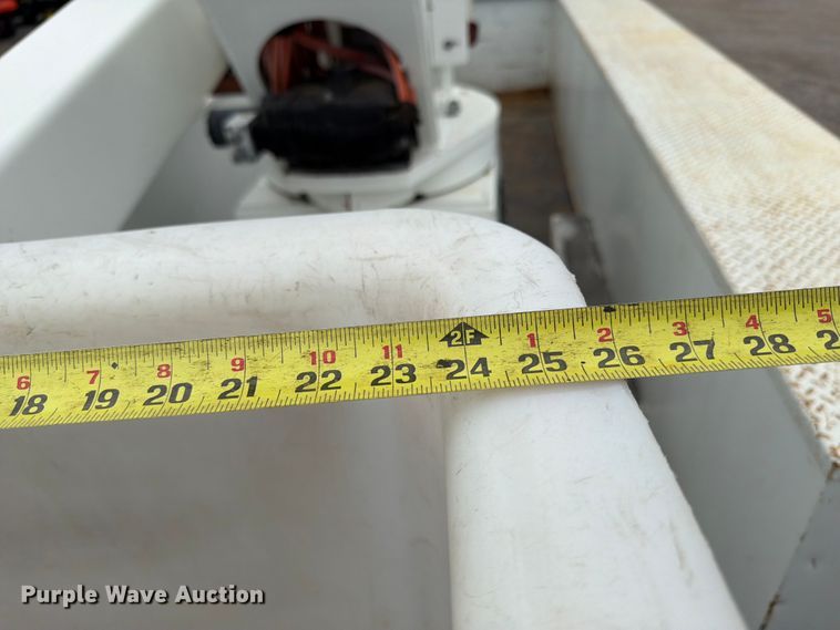 image for item FB4991 2011 Freightliner Business Class M2 bucket truck