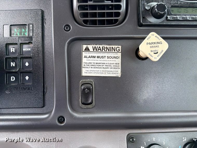 image for item FB4991 2011 Freightliner Business Class M2 bucket truck