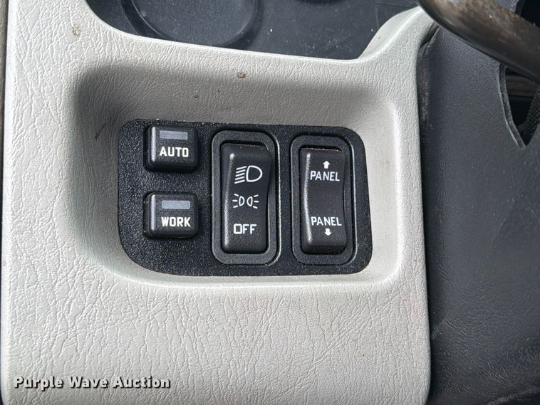 image for item FB4992 2011 International WorkStar 7600 vacuum truck