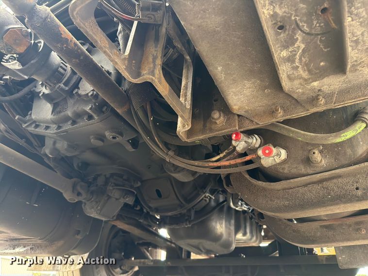 image for item FB4992 2011 International WorkStar 7600 vacuum truck