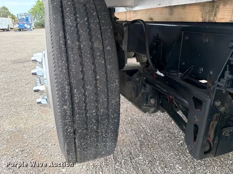 image for item FB4992 2011 International WorkStar 7600 vacuum truck