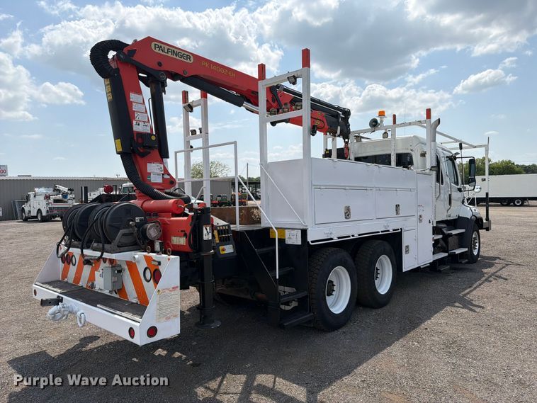 image for item FB4994 2014 Freightliner 114SD Crew Cab crane truck