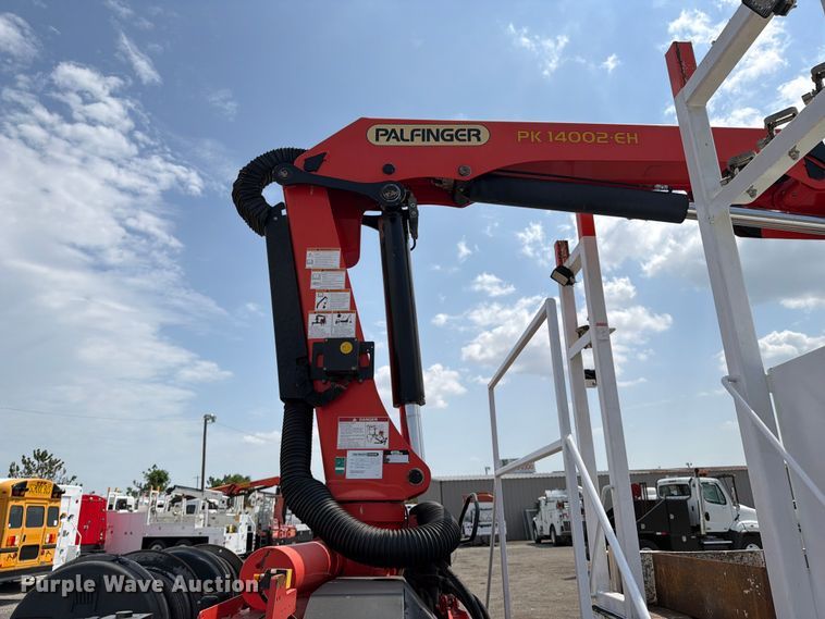 image for item FB4994 2014 Freightliner 114SD Crew Cab crane truck