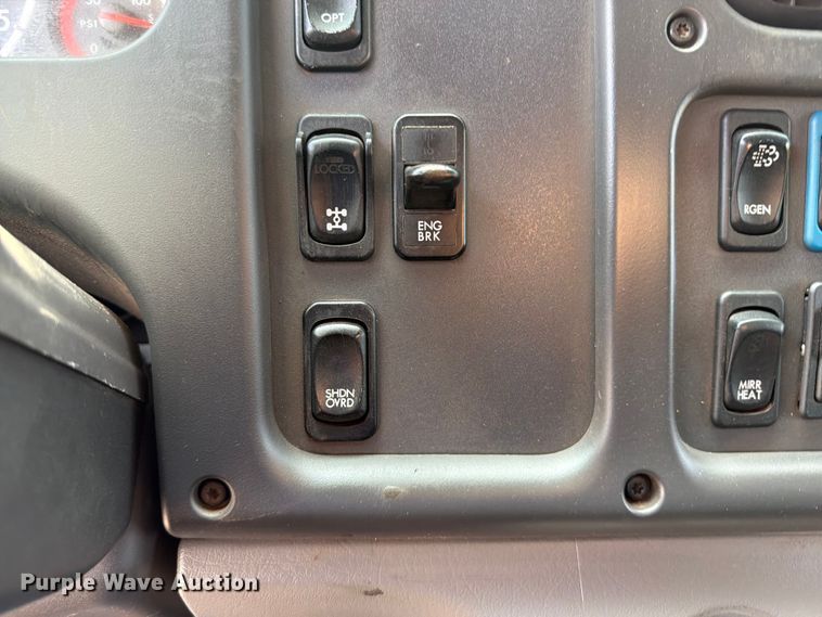 image for item FB4994 2014 Freightliner 114SD Crew Cab crane truck