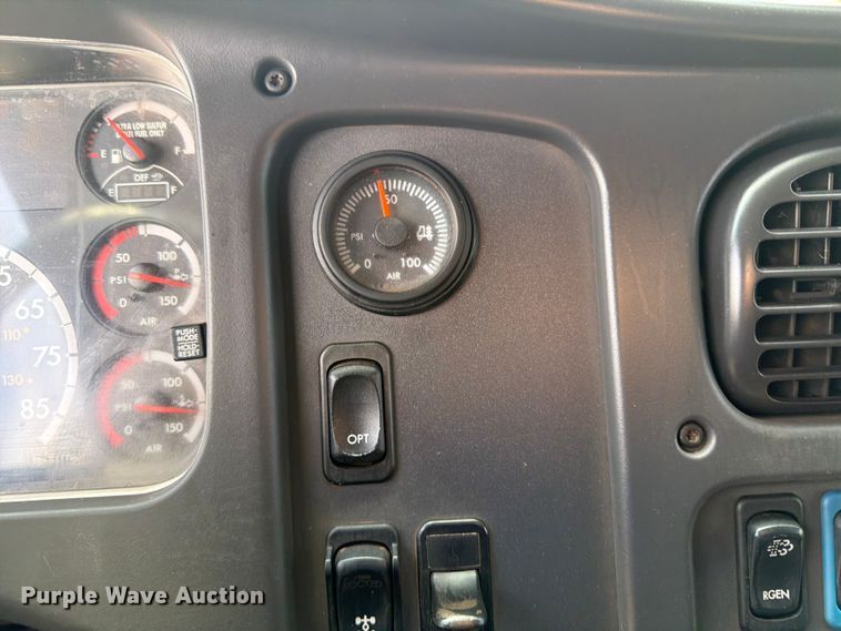 image for item FB4994 2014 Freightliner 114SD Crew Cab crane truck