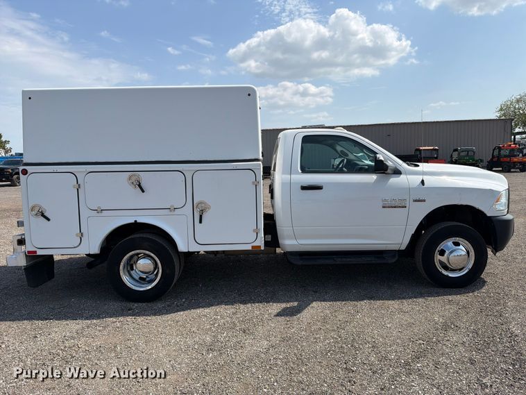 image for item FB4995 2017 RAM 3500 utility bed pickup truck