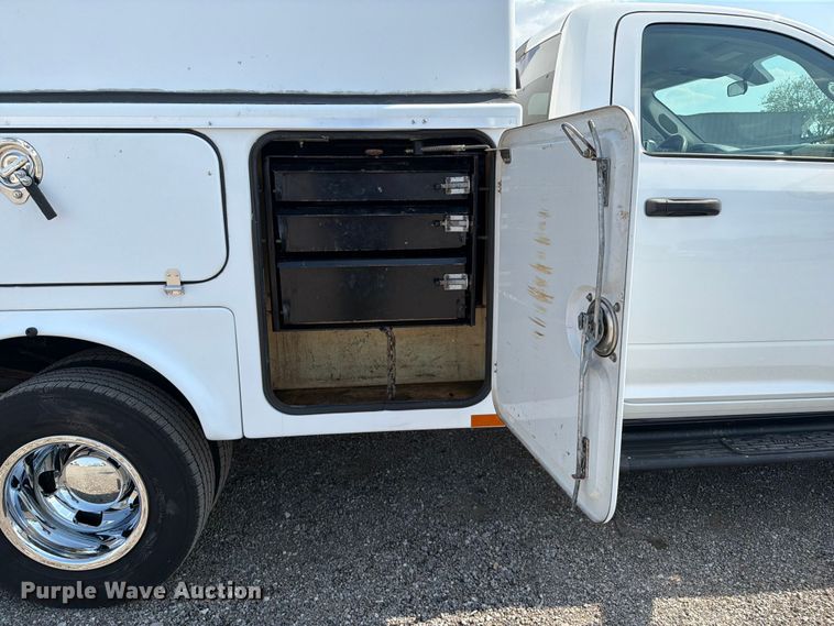 image for item FB4995 2017 RAM 3500 utility bed pickup truck