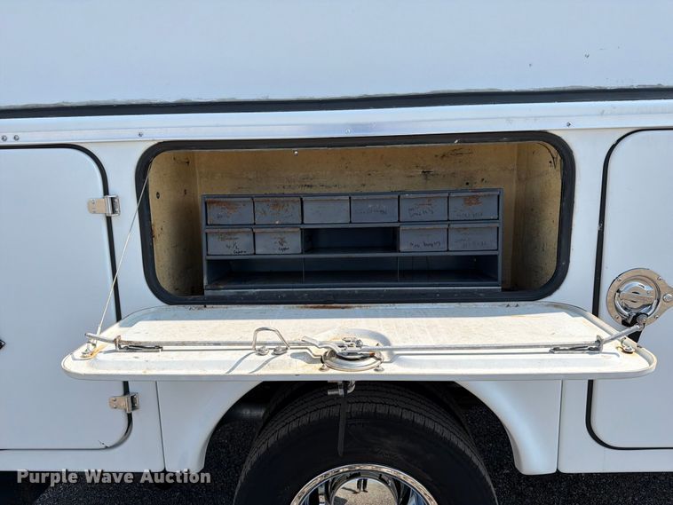 image for item FB4995 2017 RAM 3500 utility bed pickup truck