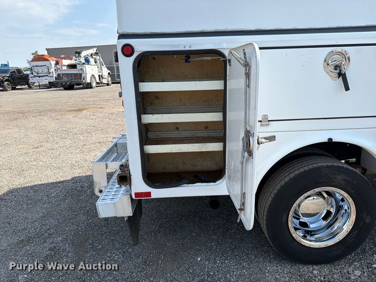 image for item FB4995 2017 RAM 3500 utility bed pickup truck