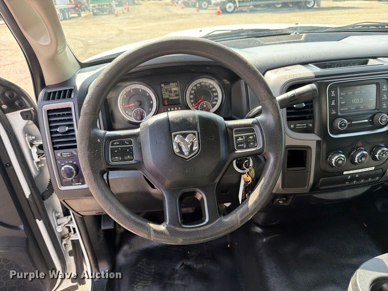 image for item FB4995 2017 RAM 3500 utility bed pickup truck