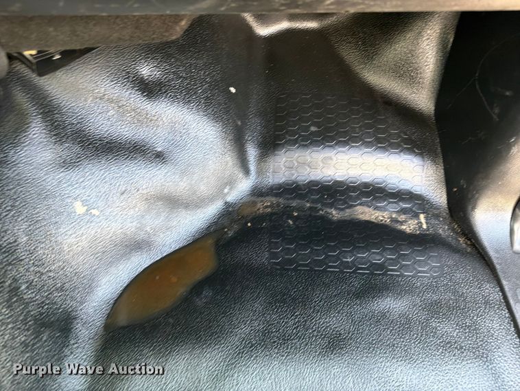 image for item FB4995 2017 RAM 3500 utility bed pickup truck
