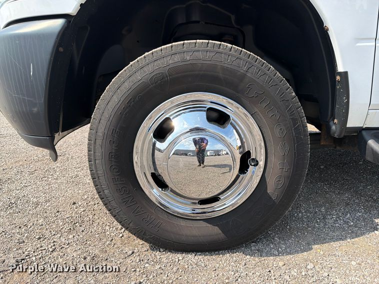 image for item FB4995 2017 RAM 3500 utility bed pickup truck
