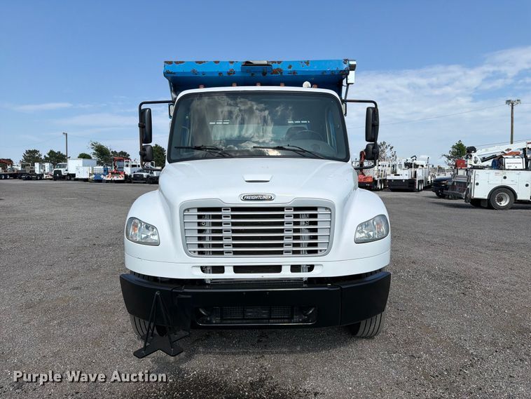 image for item FB4996 2016 Freightliner Business Class M2 dump truck