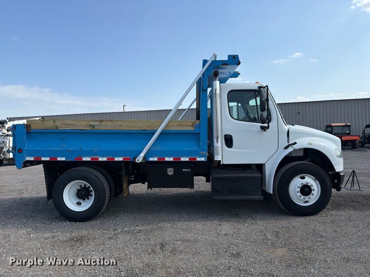 image for item FB4996 2016 Freightliner Business Class M2 dump truck