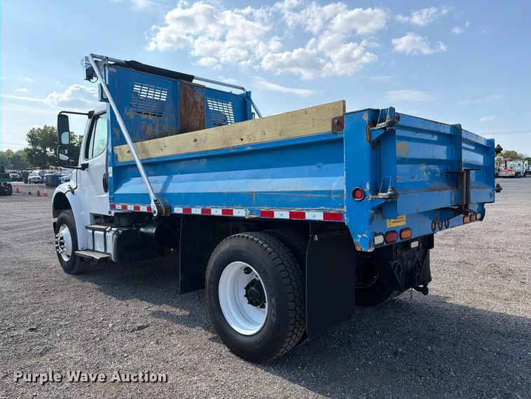 image for item FB4996 2016 Freightliner Business Class M2 dump truck