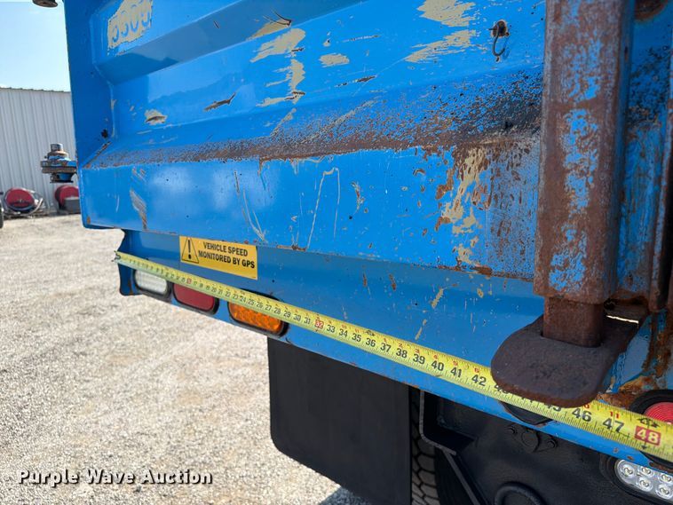 image for item FB4996 2016 Freightliner Business Class M2 dump truck