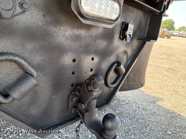 image for item FB4996 2016 Freightliner Business Class M2 dump truck