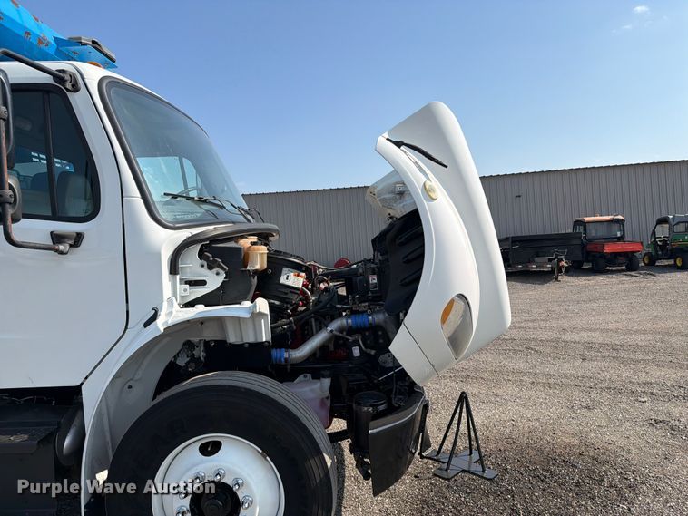 image for item FB4996 2016 Freightliner Business Class M2 dump truck
