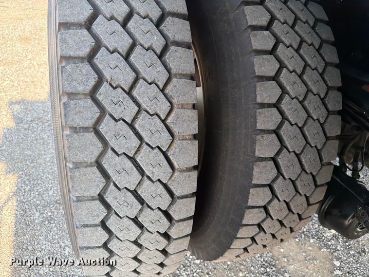 image for item FB4996 2016 Freightliner Business Class M2 dump truck
