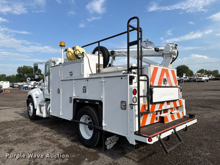 image for item FB4997 2014 Peterbilt 337 utility / service truck