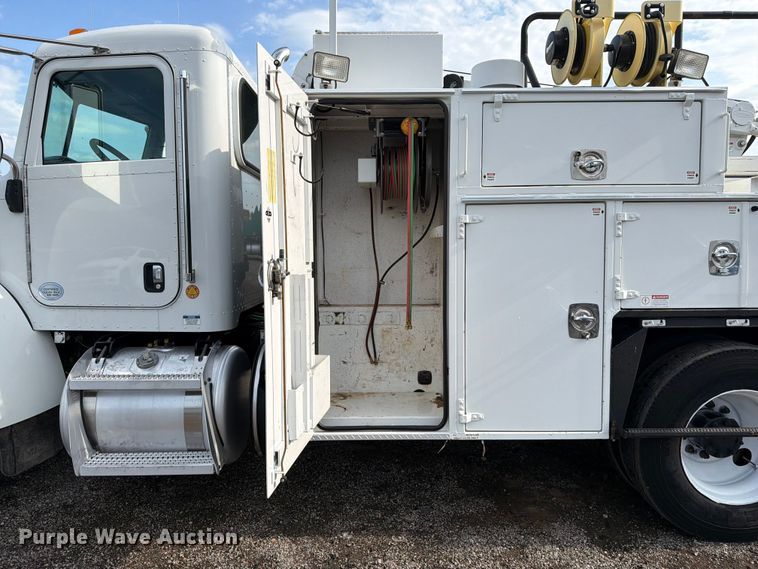 image for item FB4997 2014 Peterbilt 337 utility / service truck