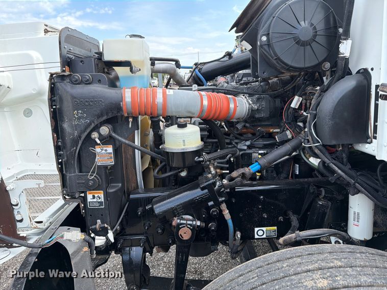 image for item FB4997 2014 Peterbilt 337 utility / service truck