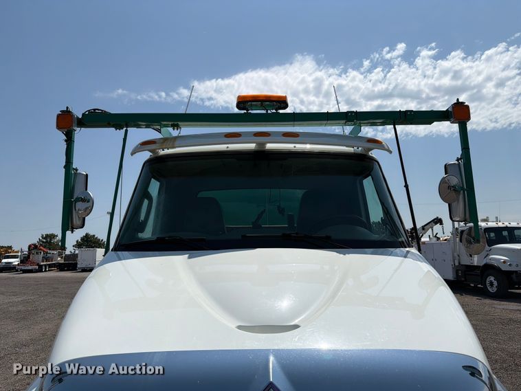 image for item FB4999 2016 International TranStar 8600 toter truck