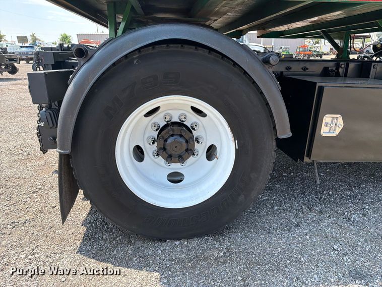 image for item FB4999 2016 International TranStar 8600 toter truck