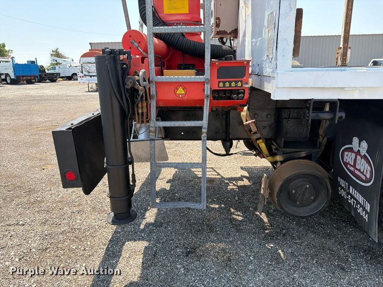 image for item FB5000 2010 Freightliner Business Class M2 crane truck