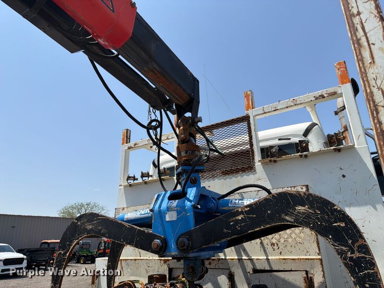 image for item FB5000 2010 Freightliner Business Class M2 crane truck