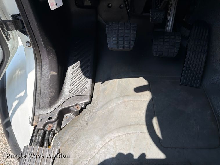 image for item FB5000 2010 Freightliner Business Class M2 crane truck